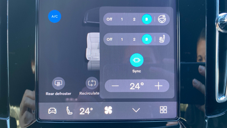 Volvo XC40 2.0 B3P Plus Black Edition 5dr Auto Petrol Estate